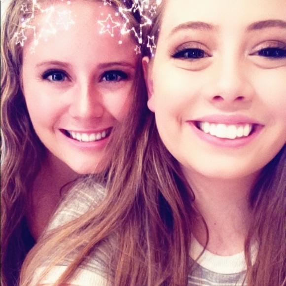 Meet your Posher, Elena - Picture 1 of 1